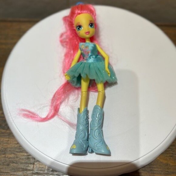 Fluttershy My Little Pony Equestria Girls Fashion Doll MLP Hasbro 2012 9" - Picture 4 of 8